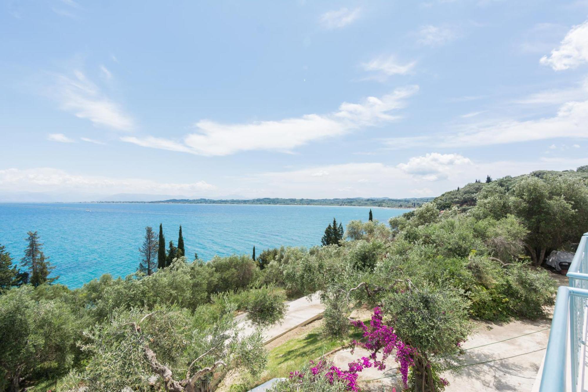 Апарт отель Corfu Aquamarine Notos Номер фото